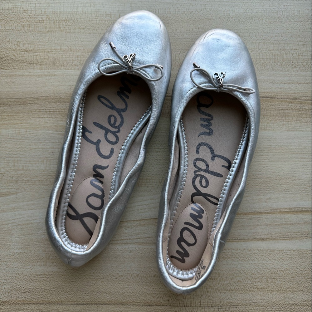 Sam Edelman Felicia Ballet Flats in Silver Leather size 7